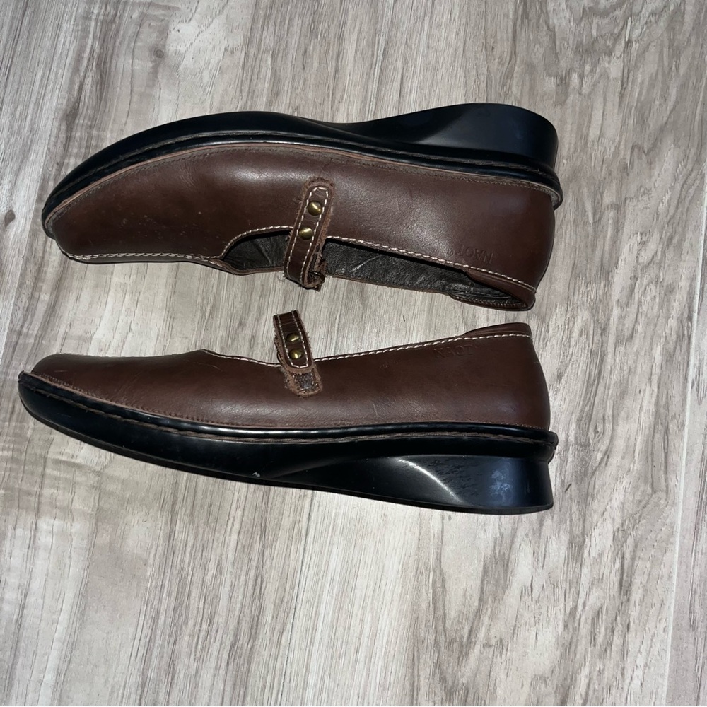 Naot Leather Shoes - Picture 7 of 8